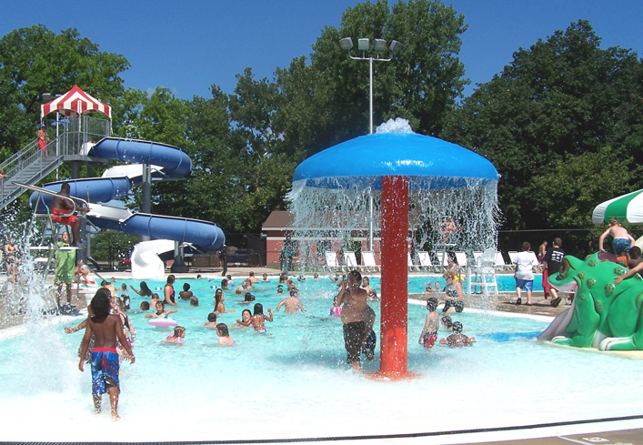 Indian Mounds Pool - Quincy Park District